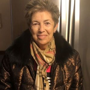 Meet your Posher, Suzanne